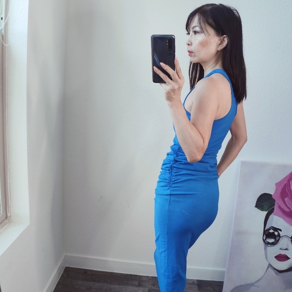 Revolve Midi dress - Picture 4 of 4